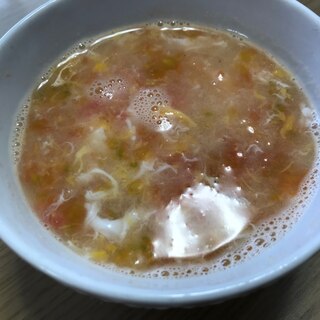 余ったトマトの種で！トマトと卵の中華スープ